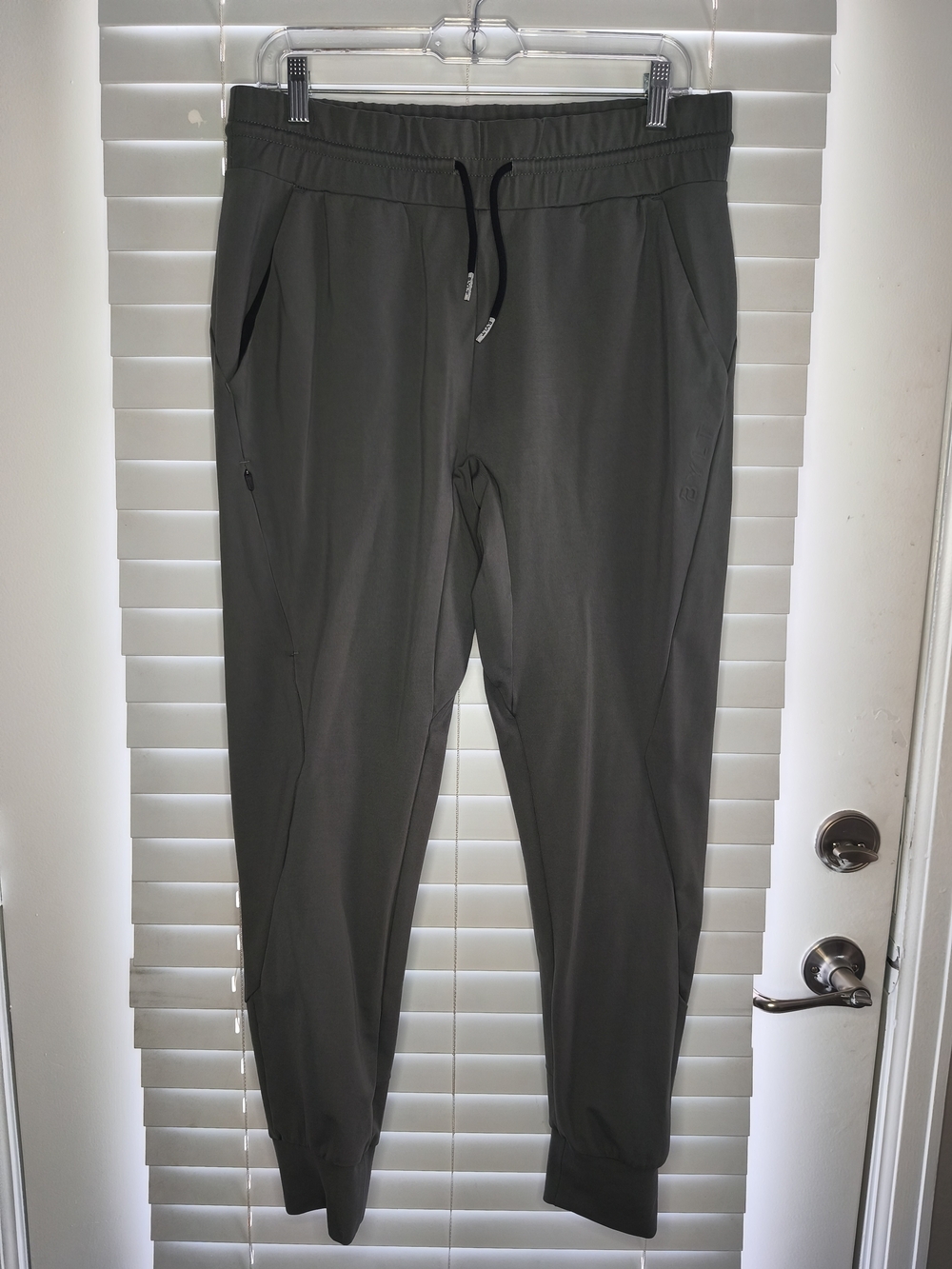 BYLT Basics Mens Everyday Elite Fabric Jogger Pants Athletic Tapered Stretch M
